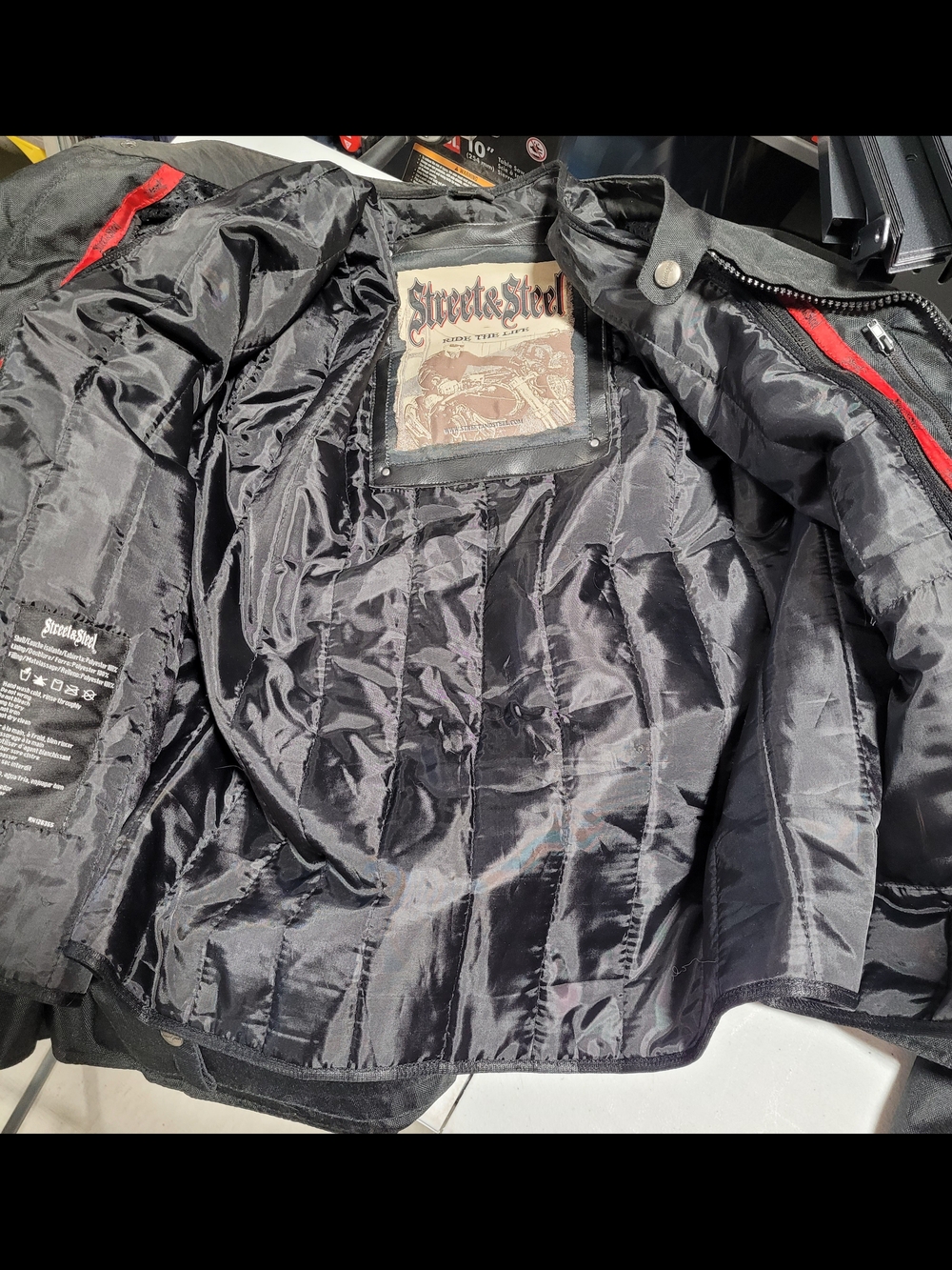 Street & Steel Men's Black Performance Jacket - Picture 5 of 7